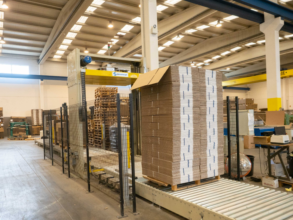 El error más común al elegir cajas industriales (y cómo evitarlo)